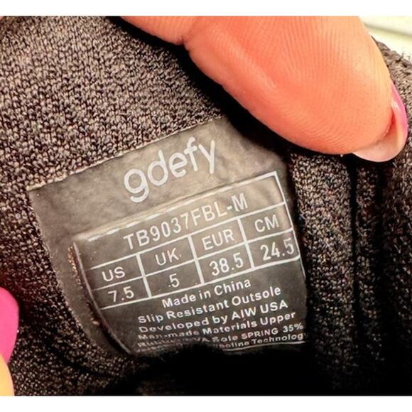 GDEFY Gravity Defyer Women’s Energiya Black Slip Resistant TB9037FBL-M Size 7.5 - Picture 7 of 7